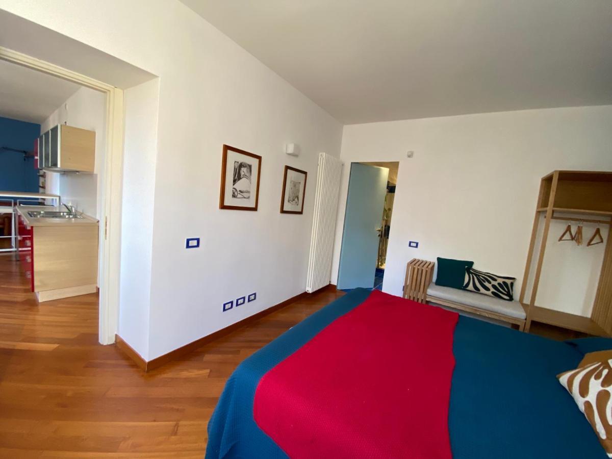 La Porta Azzurra - Casa Vacanze Como Dış mekan fotoğraf